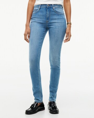 Tommy Hilfiger Como Mid Rise Skinny Jean