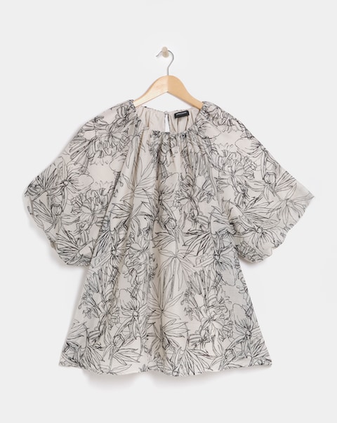 Short Bubble Sleeve Top