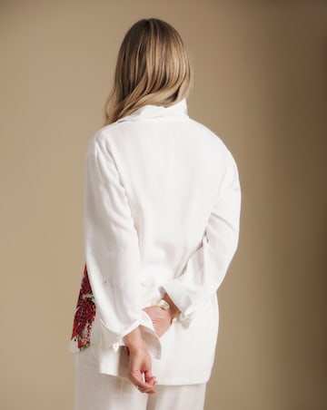 Julipa Longline Printed Linen Shirt