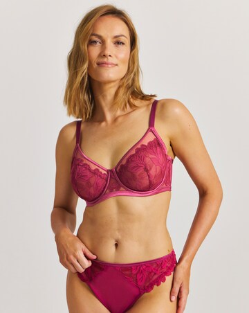 Pretty Serets Leaf Lace Midi Thong Berry