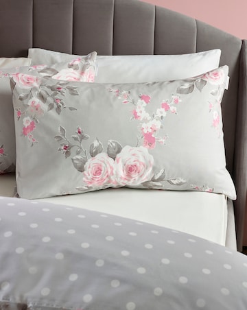 Catherine Lansfield Canterbury Duvet Cover Set