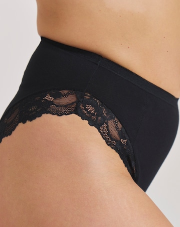 MAGISCULPT Medium Control (3 Pack) High Leg Knickers Black/White /Almond