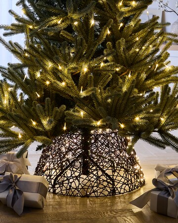 Lit Rattan Tree Skirt 58cm