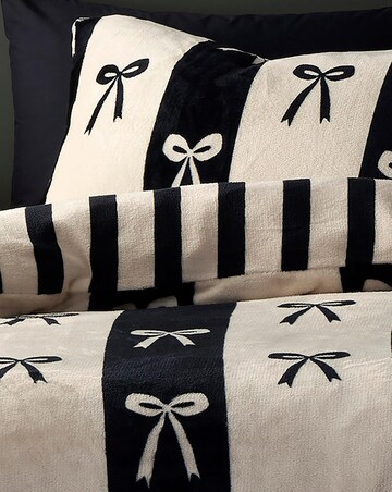 Fusion Bows Duvet Cover Set