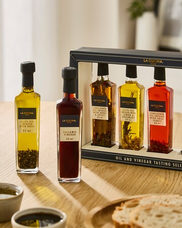 La Cucina Flavoured Oils & Vinegar Set of 5