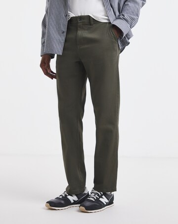 Straight Fit Chino