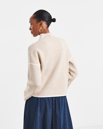 Contrast Jumper with Buttom Detail