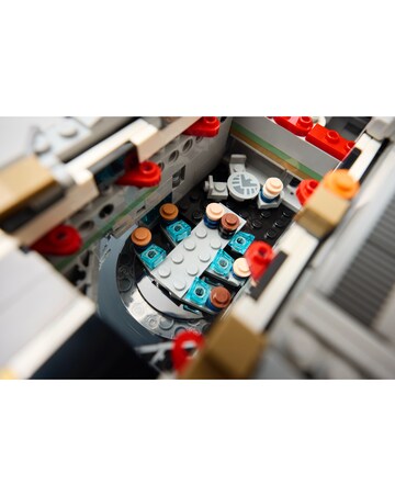 LEGO Marvel S.H.I.E.L.D. Helicarrier 76354