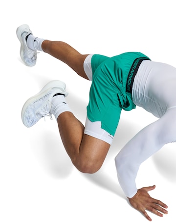 Under Armour Vanish Woven Shorts 6 Inch