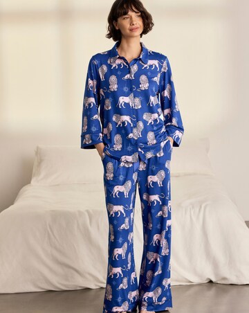 Chelsea Peers Long Wide Sleeve Button Up Lion Pyjama Set