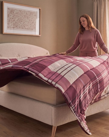 Silentnight Coverless Printed Check Berry 10.5 Tog Duvet