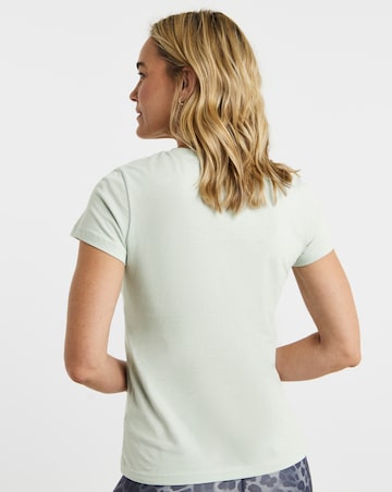 Puma Essentials Centered Cat Logo Tee