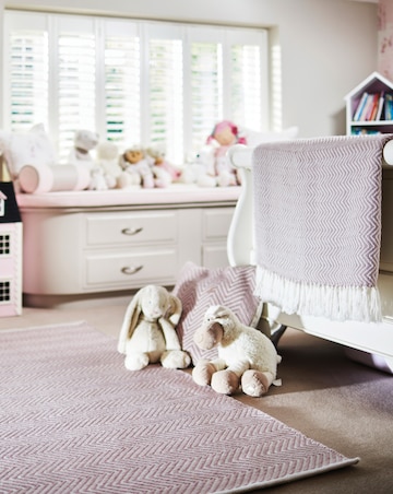 Woven Herringbone Indoor/Outdoor Rug