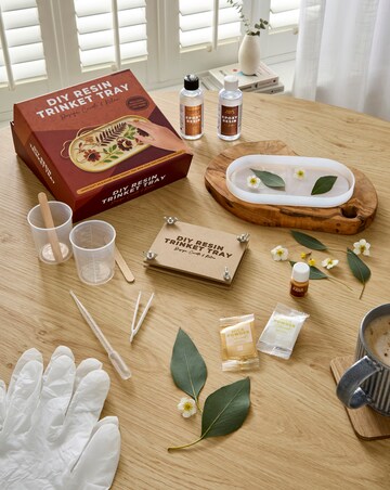 DIY Resin Trinket Tray