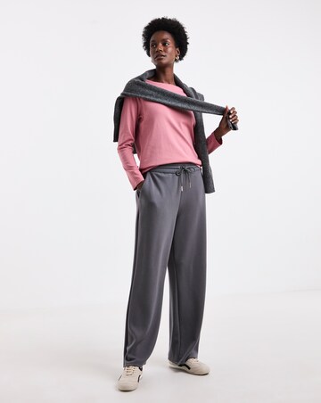 Rose Crew Neck Long Sleeve T-Shirt