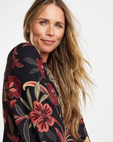 Border Print Care Free Shirt Dress