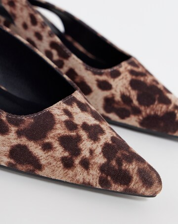 Isabella Ankle Detail Block Heel Pointed Shoes - Wide Fit (E)