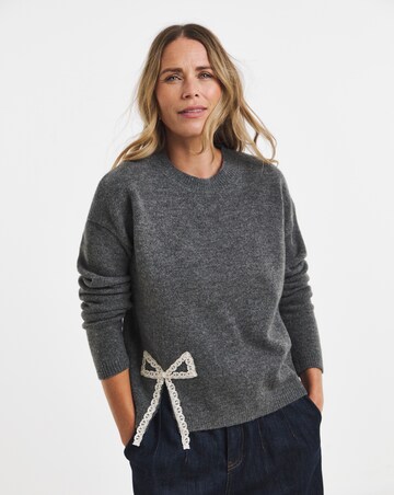 Side Split Bow Jumper