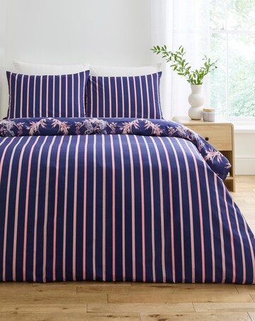 Peacock Heart Cotton Blend Reversible Duvet Cover Set