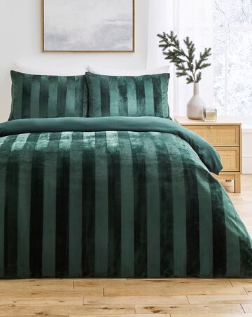 Embossed Velvet Stripe Duvet Cover Set