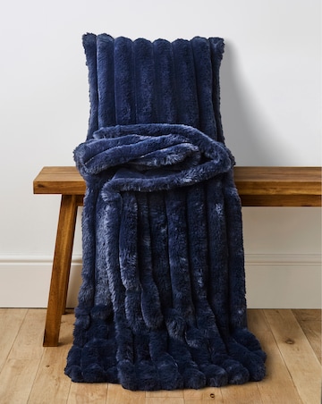 Ribbed Faux Fur Throw - Navy