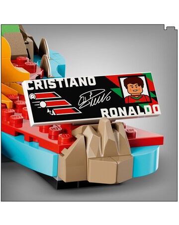 LEGO Editions Cristiano Ronaldo ? Football Highlights 43012