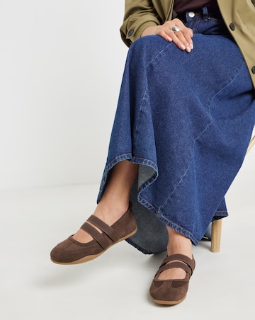 Joan Mary Jane Ballerina Trainers - Wide Fit (E)