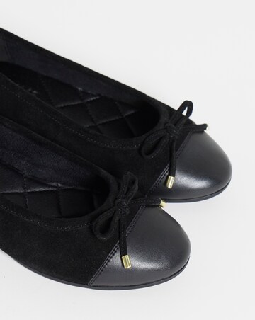 Vine Classic Toe Cap Leather Ballerina Shoes - Wide Fit (E)
