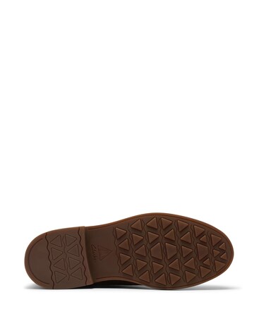 Clarks Newford Mid Suede Boot - Light Brown