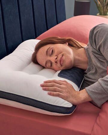 Silentnight Smart Sleep Magnetic Neck Therapy Pillow