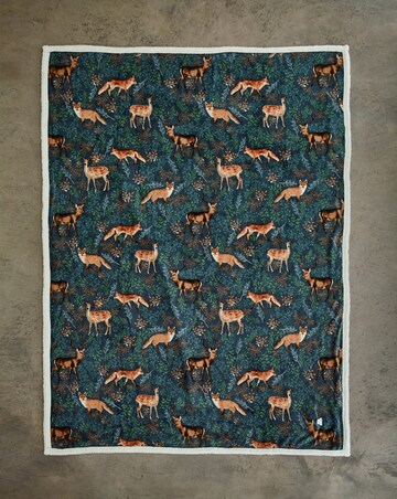 Fox and Deer Printed Fleece Heated Throw