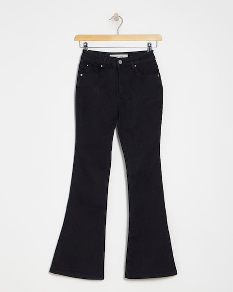 Black Kick Flare Jean