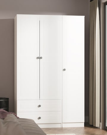 Richmond Triple Wardrobe with 2 Drawers