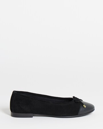 Vine Classic Toe Cap Leather Ballerina Shoes - Wide Fit (E)
