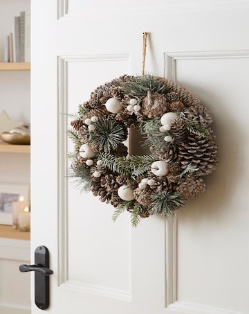 Mini Apple Wreath