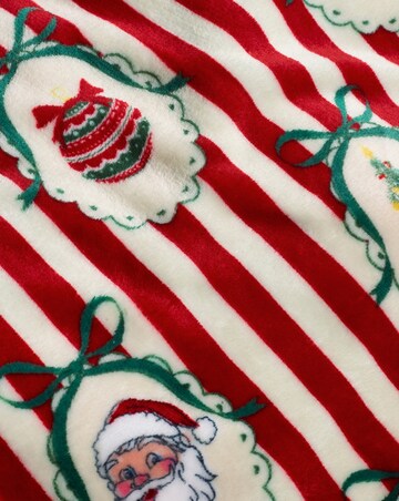 Catherine Lansfield Christmas Vintage Stripe Throw