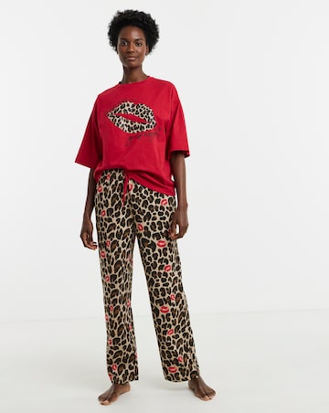 Pretty Secrets Animal Lips Print Pyjama Set