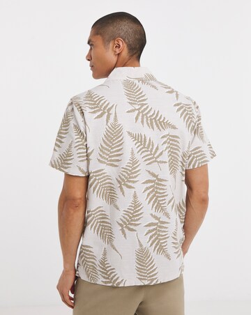 Leaf Print Short Sleeve Shirt