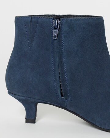 Shayna Pointed Toe Kitten Heel Leather Ankle Boots - Wide Fit (E)