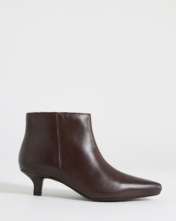 Shayna Pointed Toe Kitten Heel Leather Ankle Boots - Wide Fit (E)