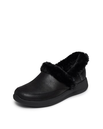 Skechers Cozy Escape Slip-Ins Slipper - Standard Fit (D)