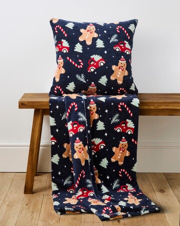 Christmas Gingerbread Fleece Throw