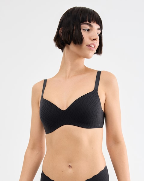 New In - Sloggi Zero Feel Bliss The Up Tshirt Bra