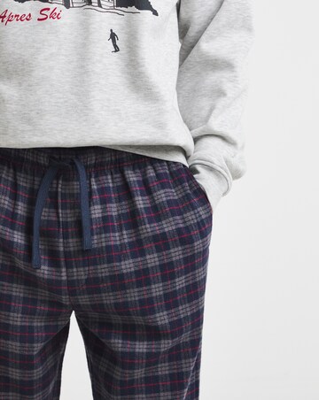 Christmas Graphic Sweatshirt Pyjama Set