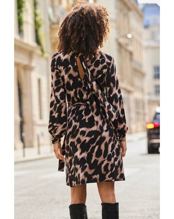 Sosandar Funnel Neck Detail Shift Dress