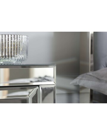 Valencia 2 Drawer Bedside Table