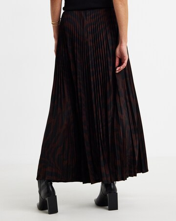 Jersey Pleated Pull On Maxi Skirt