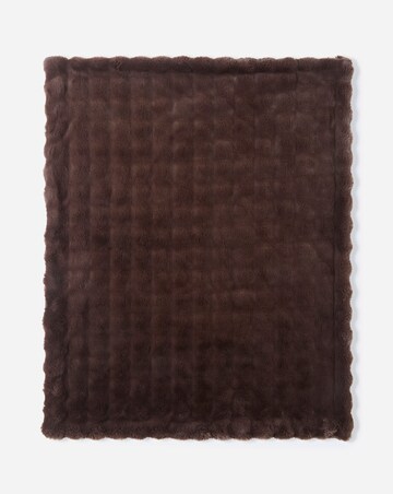 Luxe Bubble Faux Fur Throw