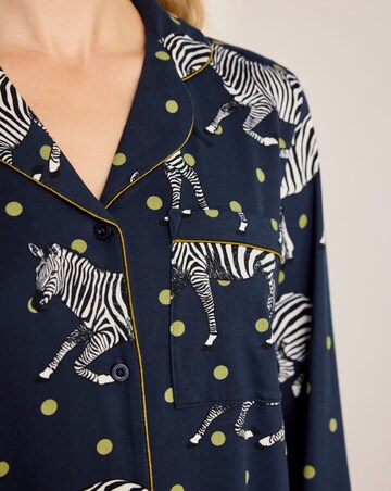 Chelsea Peers Classic Long Sleeve Button Up Zebra Pyjama Set