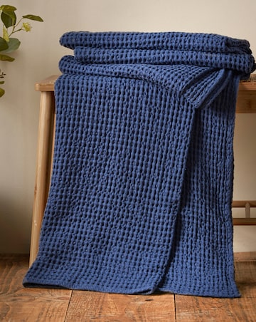 Pineapple Elephant Jaipur Waffle Cotton Throw